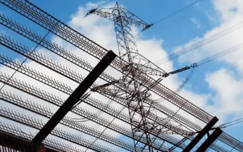 Electric Security Fencing – What Are the Legal Requirements?